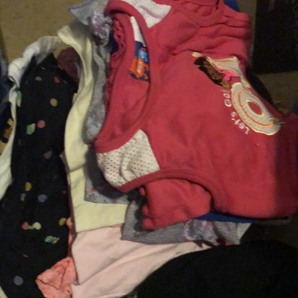 Tons of girls clothes listing for 8 shirts
